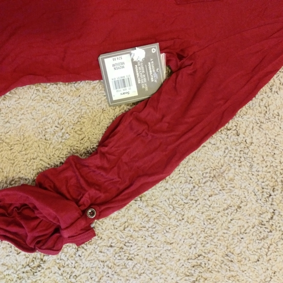 NWT Jessica henley red M - Picture 4 of 4